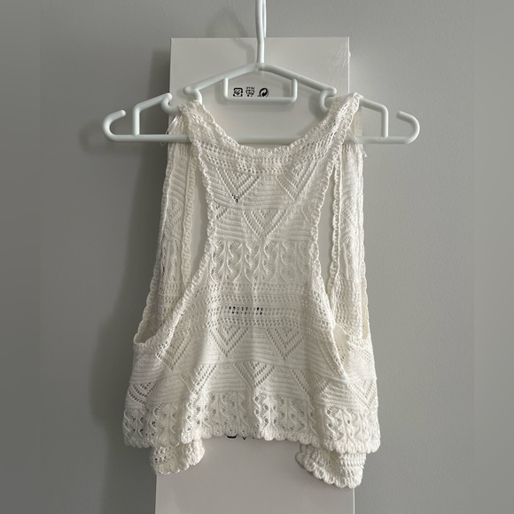 White crochet vest - Picture 2 of 2